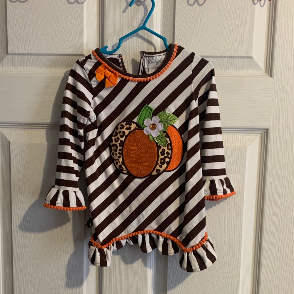 Boutique fall outfit
